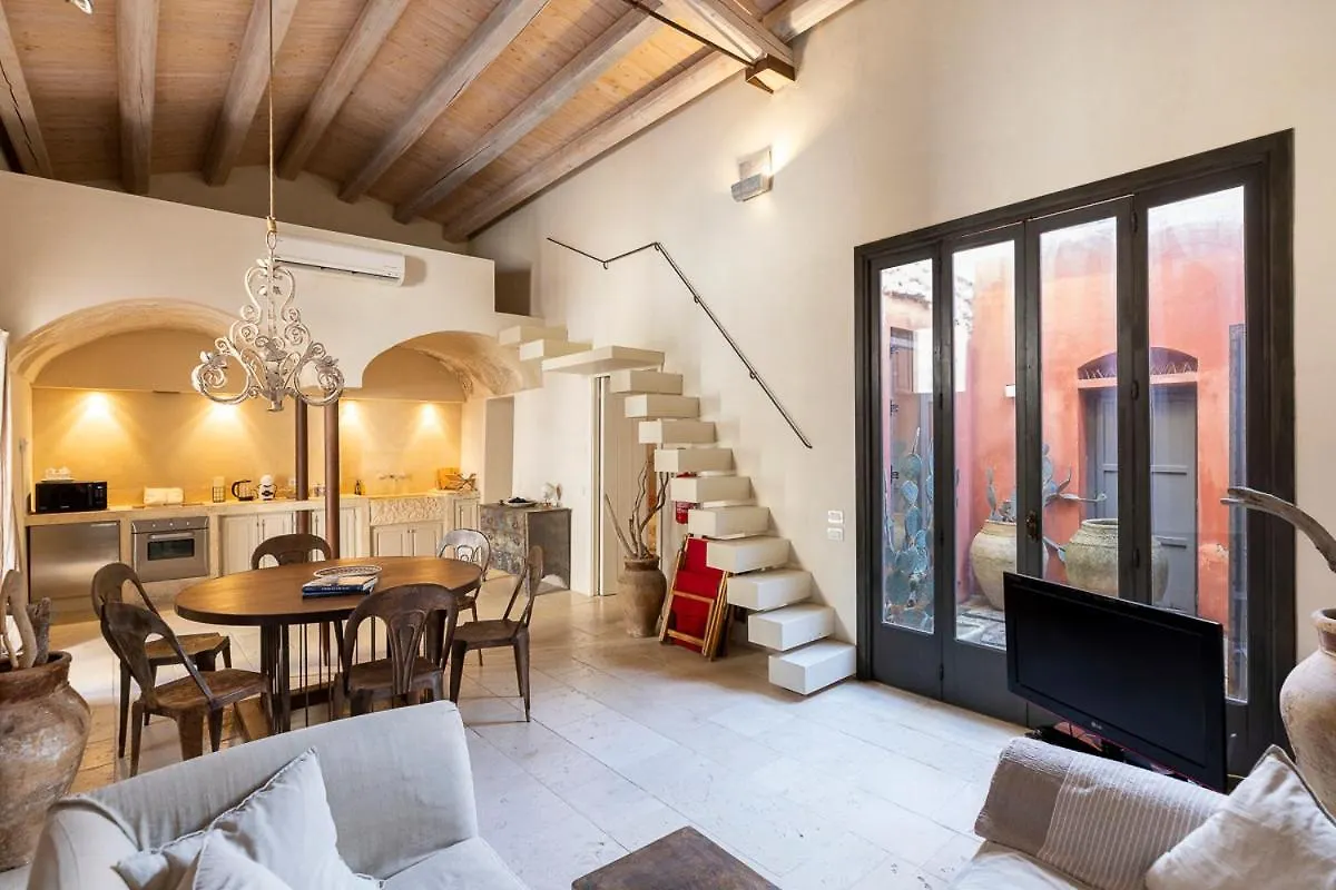 Dammuso Neas Noto Apartamento 0*,  Itália